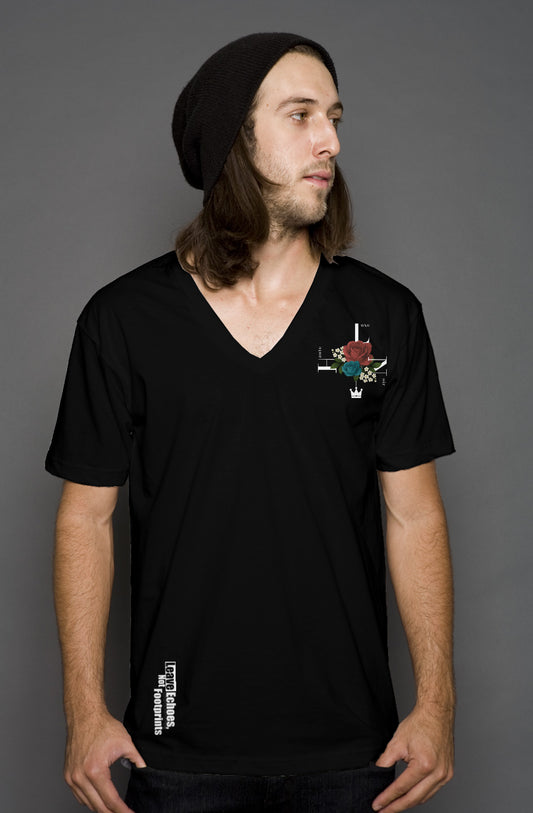 Legacy Bloom v neck
